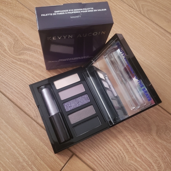 Kevyn Aucoin Emphasize Eye Design palette - Picture 3 of 6